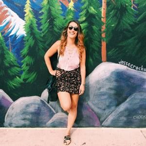 Meet your Posher, Nicole